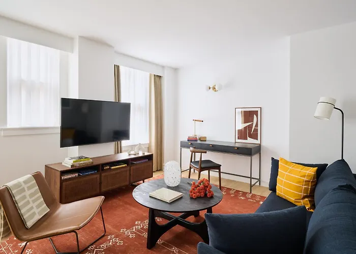 Rusk House Serviced Apartments